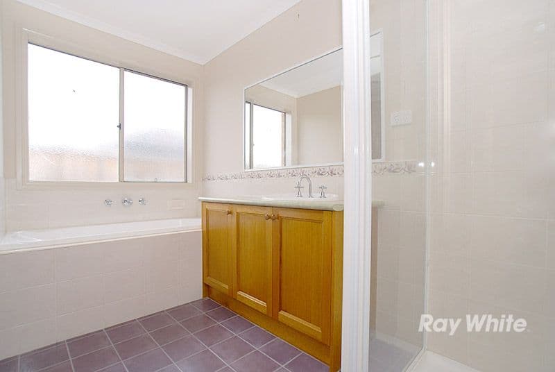 6 Osprey Court, PAKENHAM VIC 3810, Pakenham - Thumbnail 6