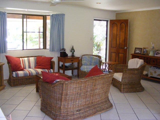 368 Malvern Drive, Moore Park Beach, QLD, 4670, Moore Park Beach - Thumbnail 2
