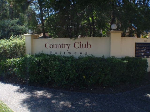 113 Arundel Drive, ARUNDEL QLD 4214, Arundel - Thumbnail 2