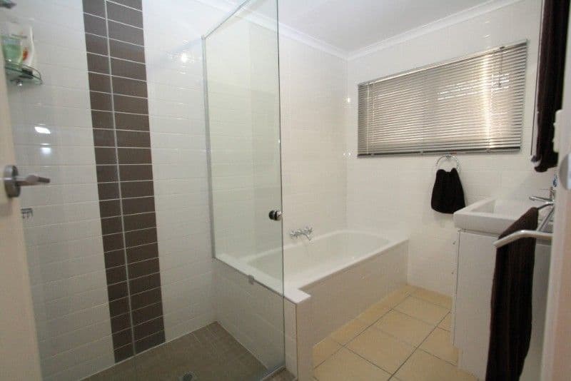 9 Juanita Grove, SPRINGWOOD QLD 4127, Springwood - Thumbnail 3