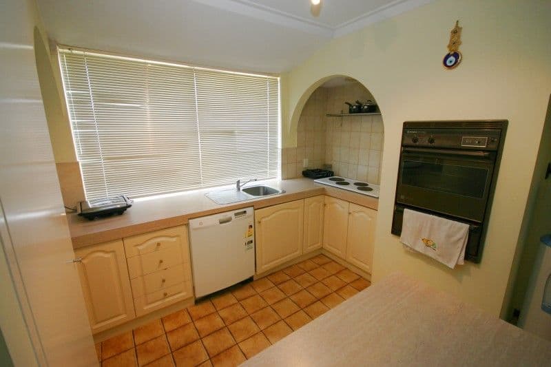 28 Crawford Street, CANNINGTON WA 6107, Cannington - Thumbnail 2
