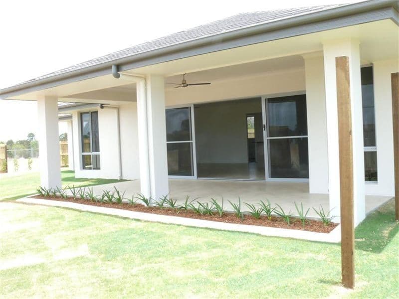 5 Dugong Avenue, POINT VERNON QLD 4655, Point Vernon - Thumbnail 3