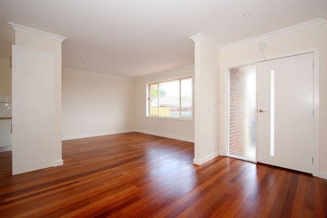 117 Rathcown Road, RESERVOIR VIC 3073, Reservoir - Thumbnail 2