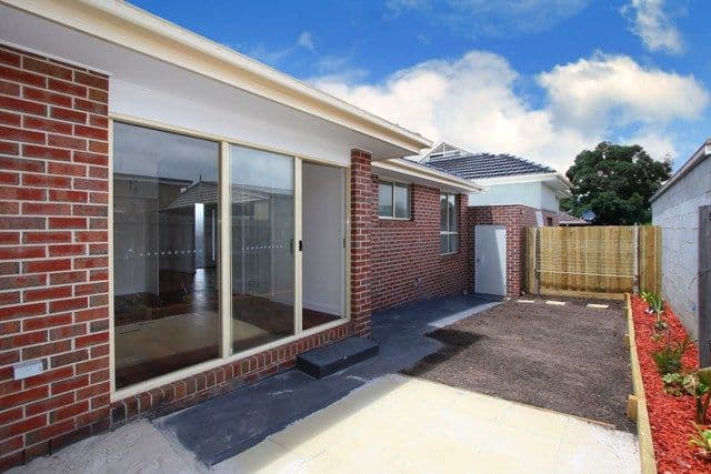 117 Rathcown Road, RESERVOIR VIC 3073, Reservoir - Thumbnail 6
