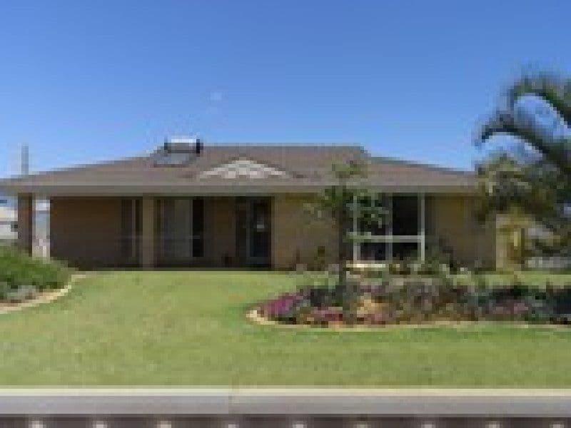10 Marianthus Close, STRATHALBYN WA 6530, Strathalbyn - Image 1