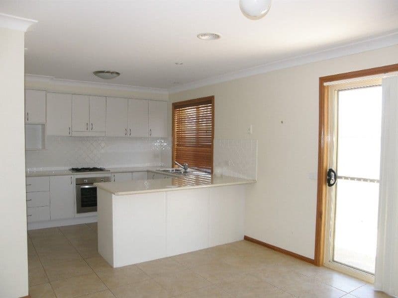 BATHURST NSW 2795, Bathurst - Thumbnail 4