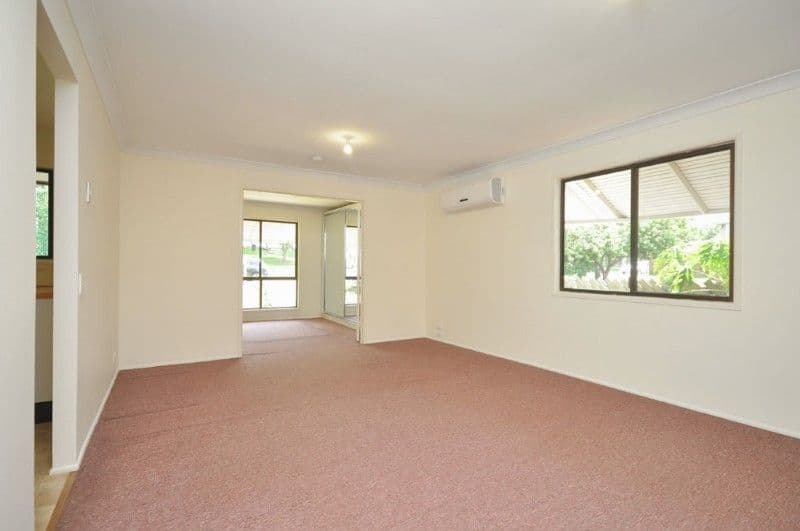 96 Norton Street, UPPER MOUNT GRAVATT QLD 4122, Upper Mount Gravatt - Thumbnail 2