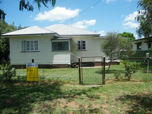 17 Burbank Street, CHINCHILLA QLD 4413, Chinchilla - Image 1