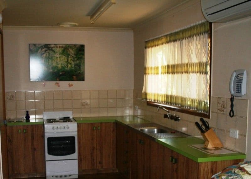 14 Davies Street, YARRAMAN QLD 4614, Yarraman - Thumbnail 5