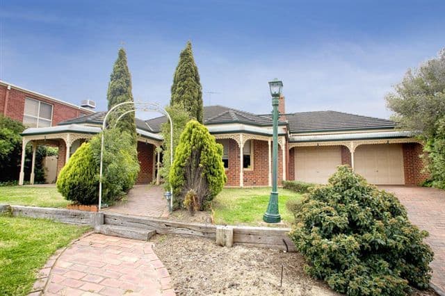 9 Hillary Court, HIGHTON VIC 3216, Highton - Image 1