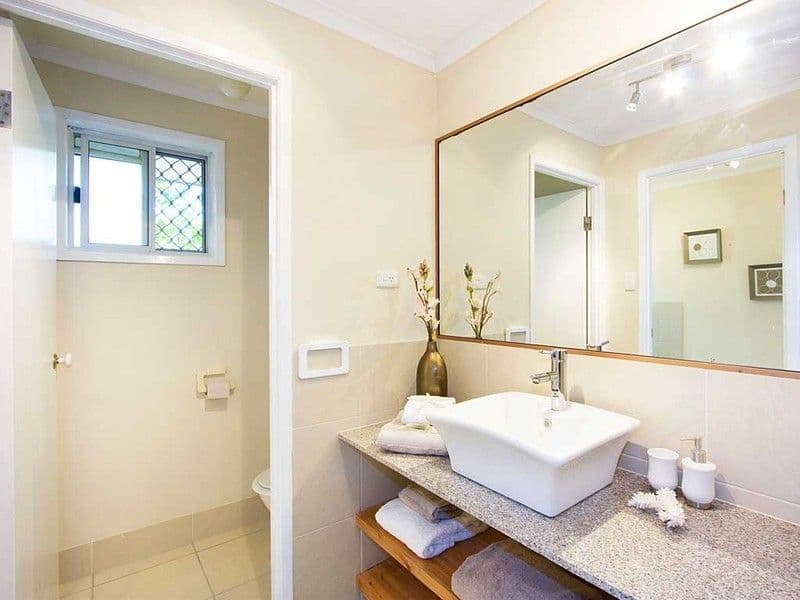 42 Marble Drive, CARRARA QLD 4211, Carrara - Thumbnail 8