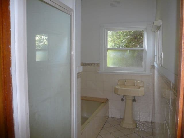 770 Raglan Parade, WARRNAMBOOL VIC 3280, Warrnambool - Thumbnail 8