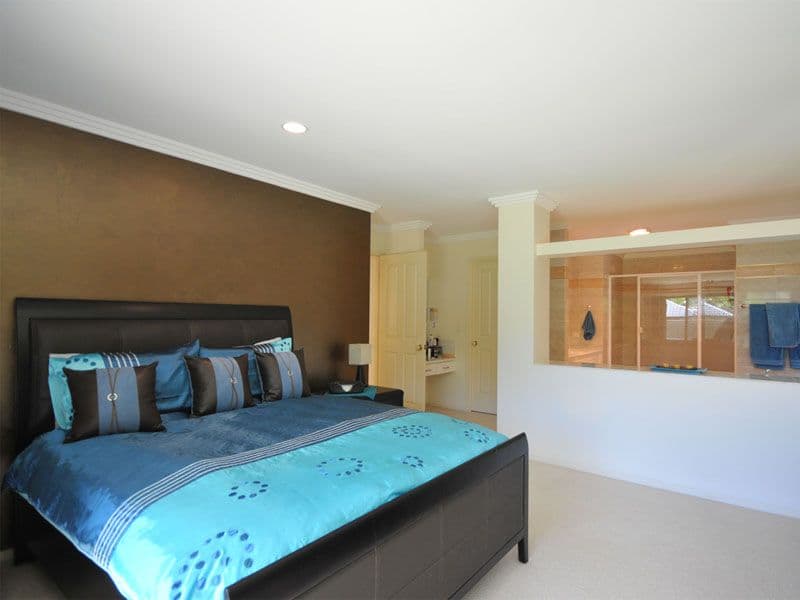 18 Breynia Court, ELANORA QLD 4221, Elanora - Thumbnail 4