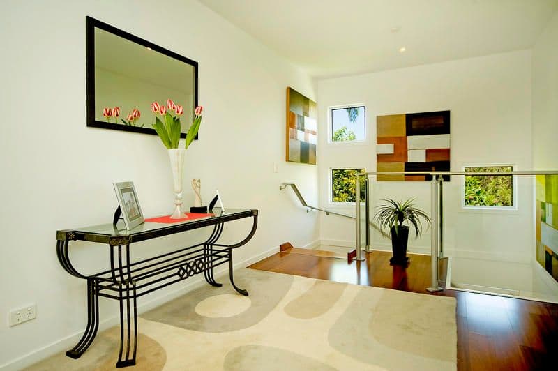 30 Poinsettia Avenue, RUNAWAY BAY QLD 4216, Runaway Bay - Thumbnail 4
