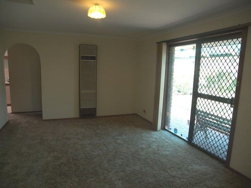 4 Ross Court, PARA VISTA SA 5093, Para Vista - Thumbnail 4