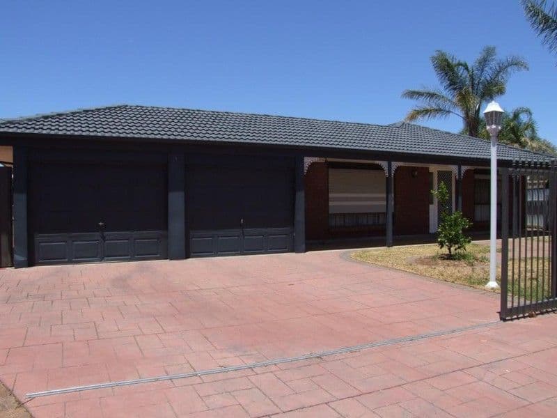 4 Glenton Court, PARALOWIE SA 5108, Paralowie - Image 1