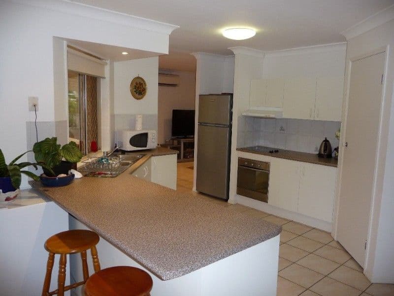 7 Gambier Crescent, PACIFIC PINES QLD 4211, Pacific Pines - Thumbnail 2