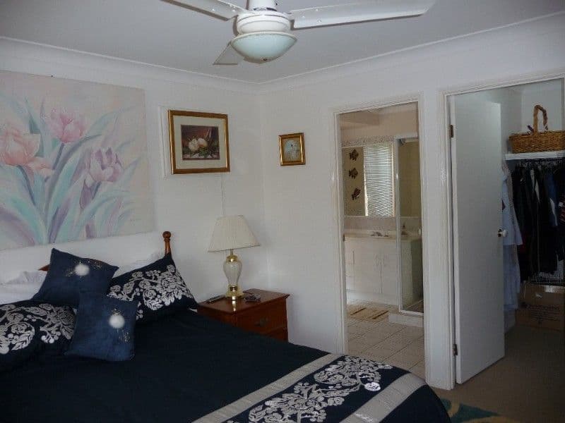7 Gambier Crescent, PACIFIC PINES QLD 4211, Pacific Pines - Thumbnail 4
