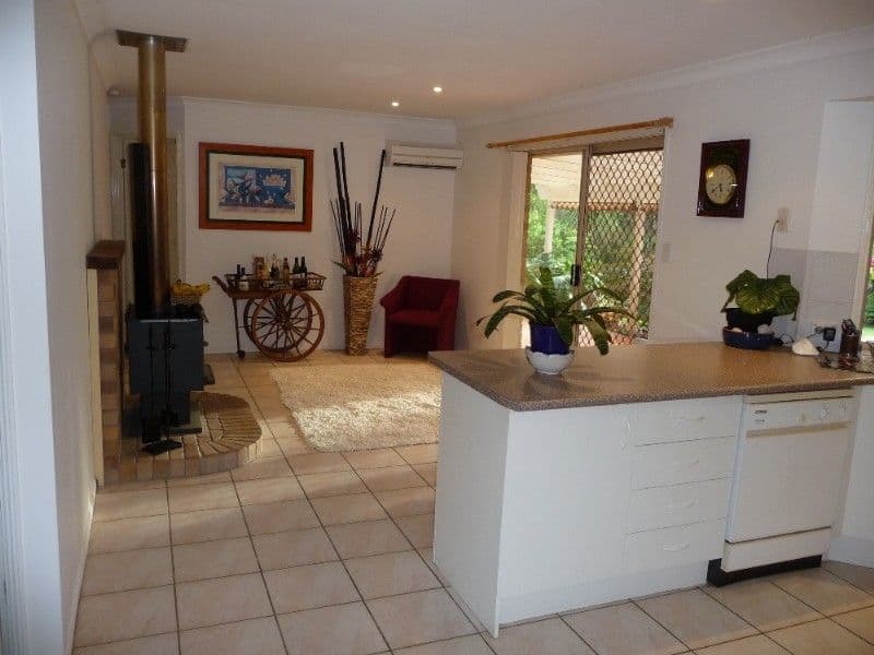 7 Gambier Crescent, PACIFIC PINES QLD 4211, Pacific Pines - Thumbnail 5