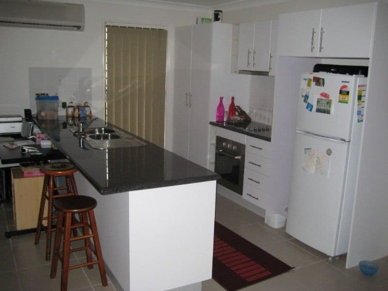 16 Stanford Place, LAIDLEY QLD 4341, Laidley - Thumbnail 2