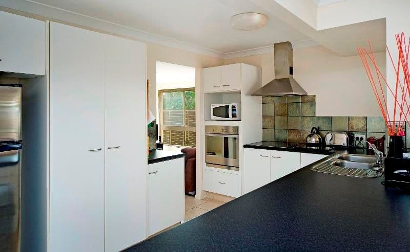 20 Gooding Drive, COOMBABAH QLD 4216, Coombabah - Thumbnail 2