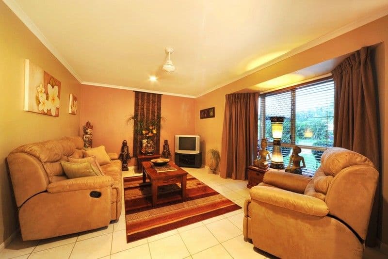 14 Catherine Crescent, JUBILEE POCKET QLD 4802, Jubilee Pocket - Thumbnail 3