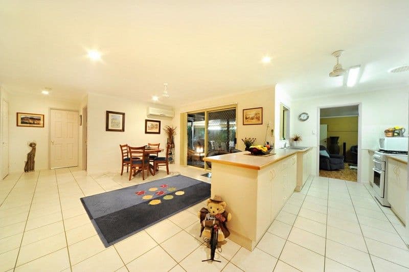 14 Catherine Crescent, JUBILEE POCKET QLD 4802, Jubilee Pocket - Thumbnail 5