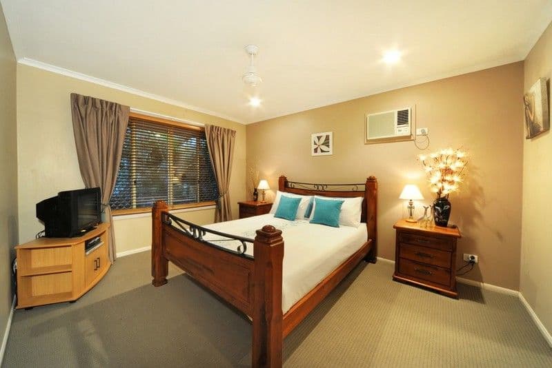 14 Catherine Crescent, JUBILEE POCKET QLD 4802, Jubilee Pocket - Thumbnail 7