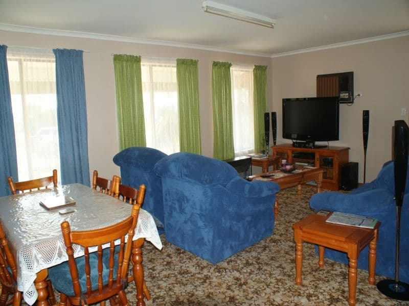 10 Cedar Avenue, MURRAY BRIDGE SA 5253, Murray Bridge - Thumbnail 2