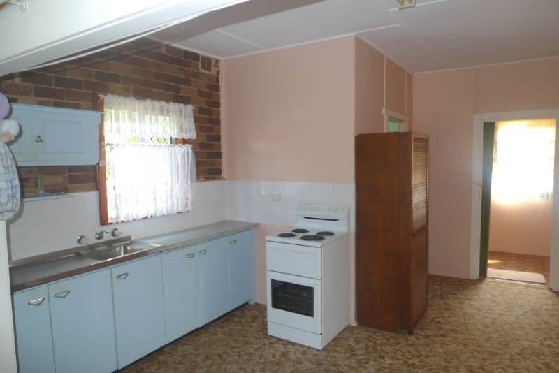 32 Skyline Street, GOROKAN NSW 2263, Gorokan - Thumbnail 4