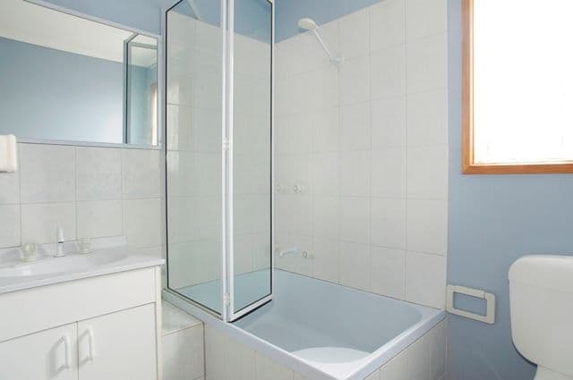 37  Seabeach Parade, NORTH SHORE VIC 3214, North Shore - Thumbnail 8