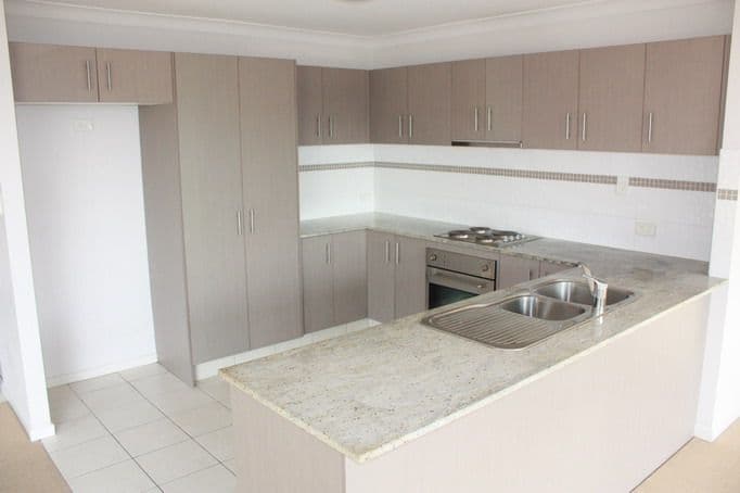 87 Williams Street, WAKERLEY QLD 4154, Wakerley - Thumbnail 2