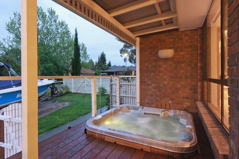 11 Bickerton Court, ROWVILLE VIC 3178, Rowville - Thumbnail 2