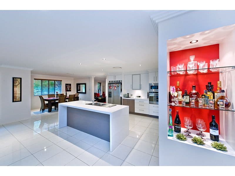 11 Laird Avenue, NORMAN GARDENS QLD 4701, Norman Gardens - Thumbnail 7
