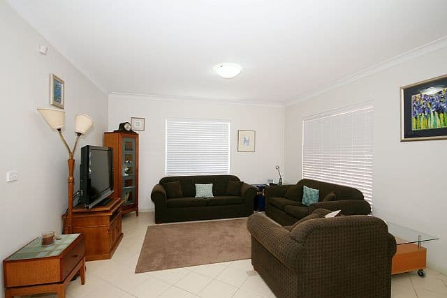 52 Denman Road, GEORGES HALL NSW 2198, Georges Hall - Thumbnail 2