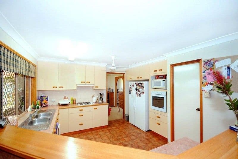 7 Jutsum Street, MIDDLE RIDGE QLD 4350, Middle Ridge - Thumbnail 2