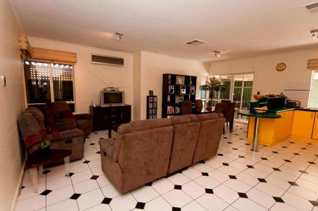 3 Conigrave Street, OAKLANDS PARK SA 5046, Oaklands Park - Thumbnail 5