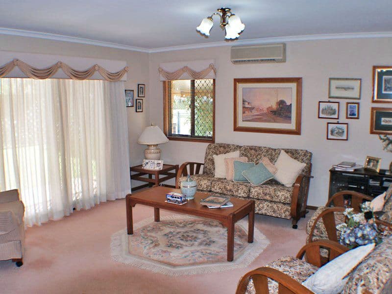7  Tranquil Street, SUNNYBANK HILLS QLD 4109, Sunnybank Hills - Thumbnail 2