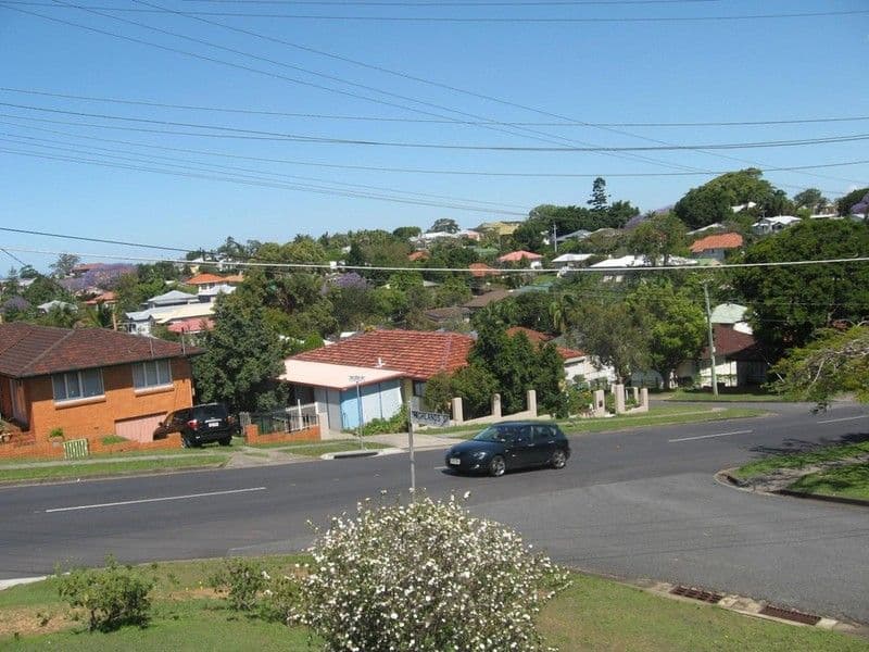 56 Bilsen Road, WAVELL HEIGHTS QLD 4012, Wavell Heights - Thumbnail 2