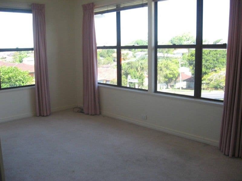 56 Bilsen Road, WAVELL HEIGHTS QLD 4012, Wavell Heights - Thumbnail 3