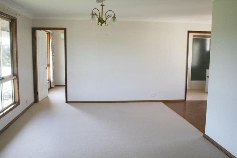 43 O'Brien Street, YASS NSW 2582, Yass - Thumbnail 2