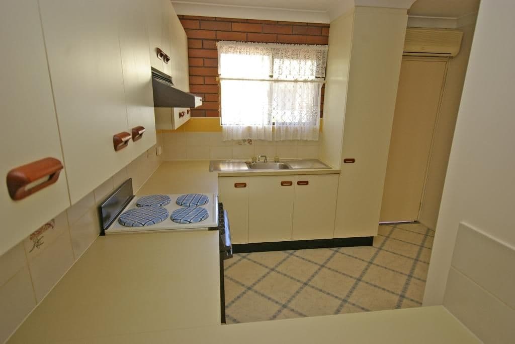 13 Bantry Avenue, BURPENGARY QLD 4505, Burpengary - Thumbnail 8