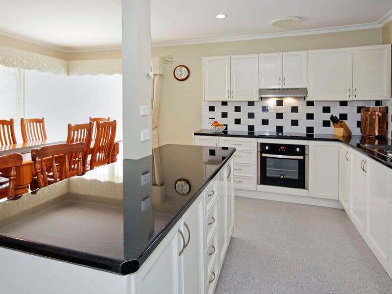 13 Elliott Avenue, HIGHTON VIC 3216, Highton - Thumbnail 5
