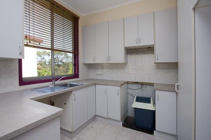 357 Princes Highway, BOMADERRY NSW 2541, Bomaderry - Thumbnail 2