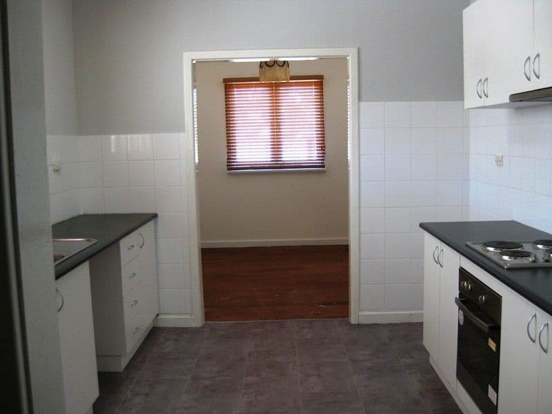 19 Salisbury Road, MIDVALE WA 6056, Midvale - Thumbnail 7