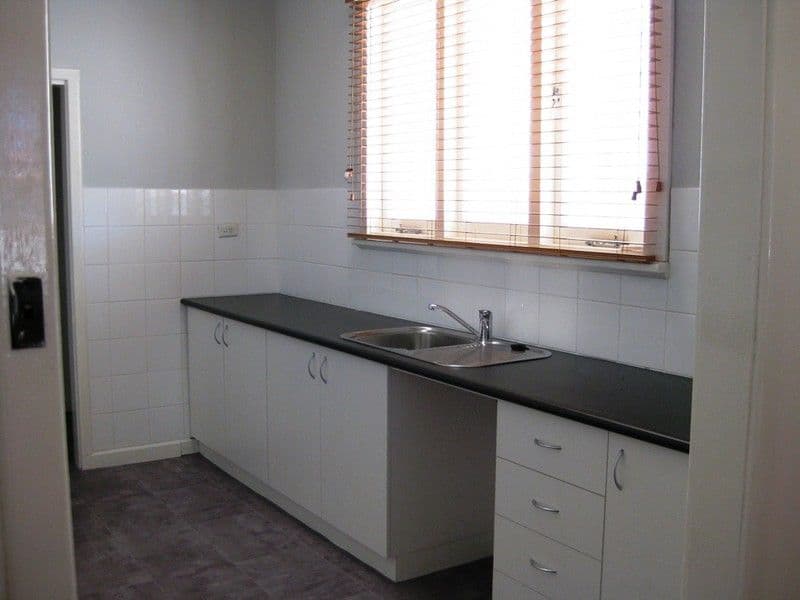 19 Salisbury Road, MIDVALE WA 6056, Midvale - Thumbnail 6