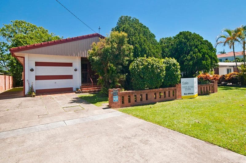 60 Laguna Avenue, PALM BEACH QLD 4221, Palm Beach - Thumbnail 2