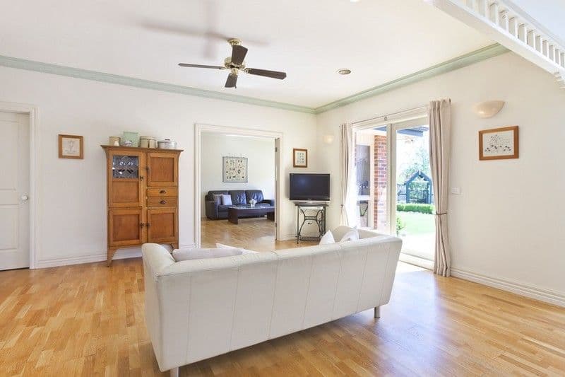 2 Doolan Court, ROWVILLE VIC 3178, Rowville - Thumbnail 3