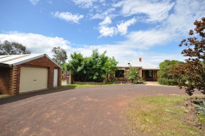 29 Geelong Road, BANNOCKBURN VIC 3331, Bannockburn - Image 1
