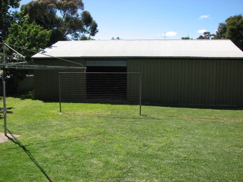 19 Gloucester Street, FORBES NSW 2871, Forbes - Thumbnail 2